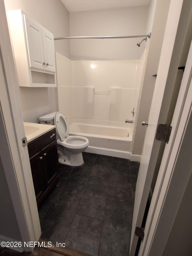 3323 Thomas Street - Photo 5