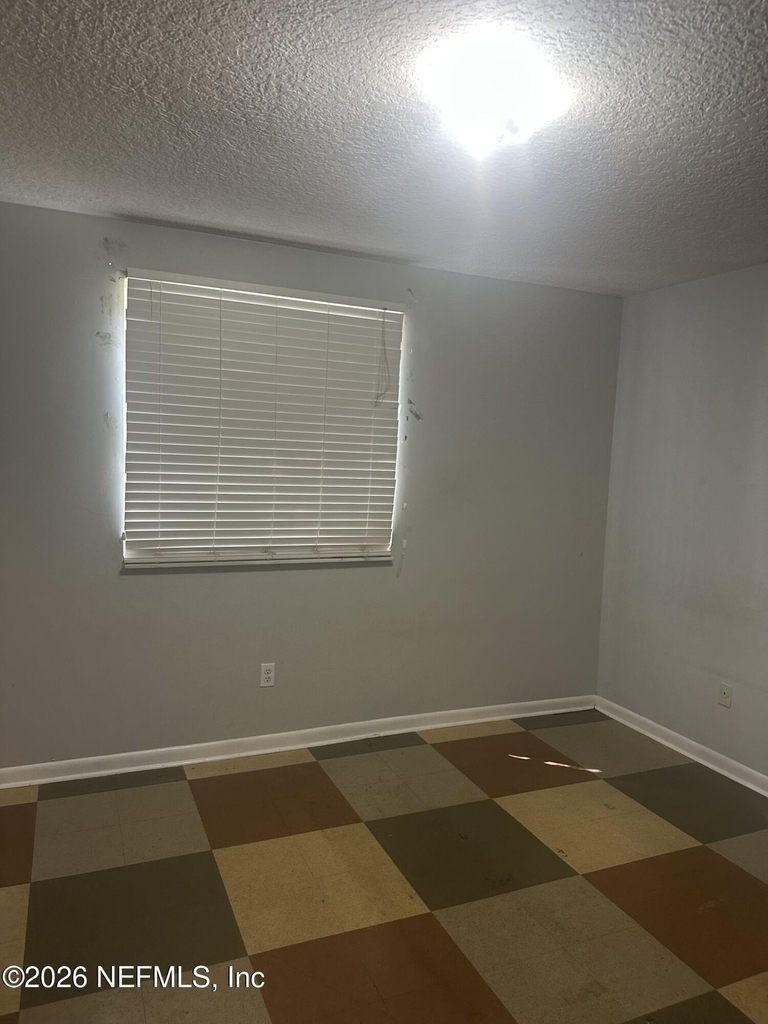 8255 Cheryl Ann Lane - Photo 5