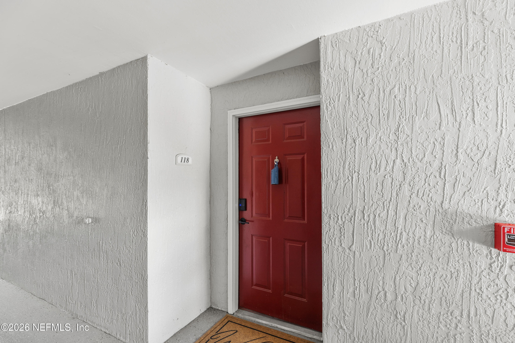 3591 Kernan Boulevard S - Photo 1