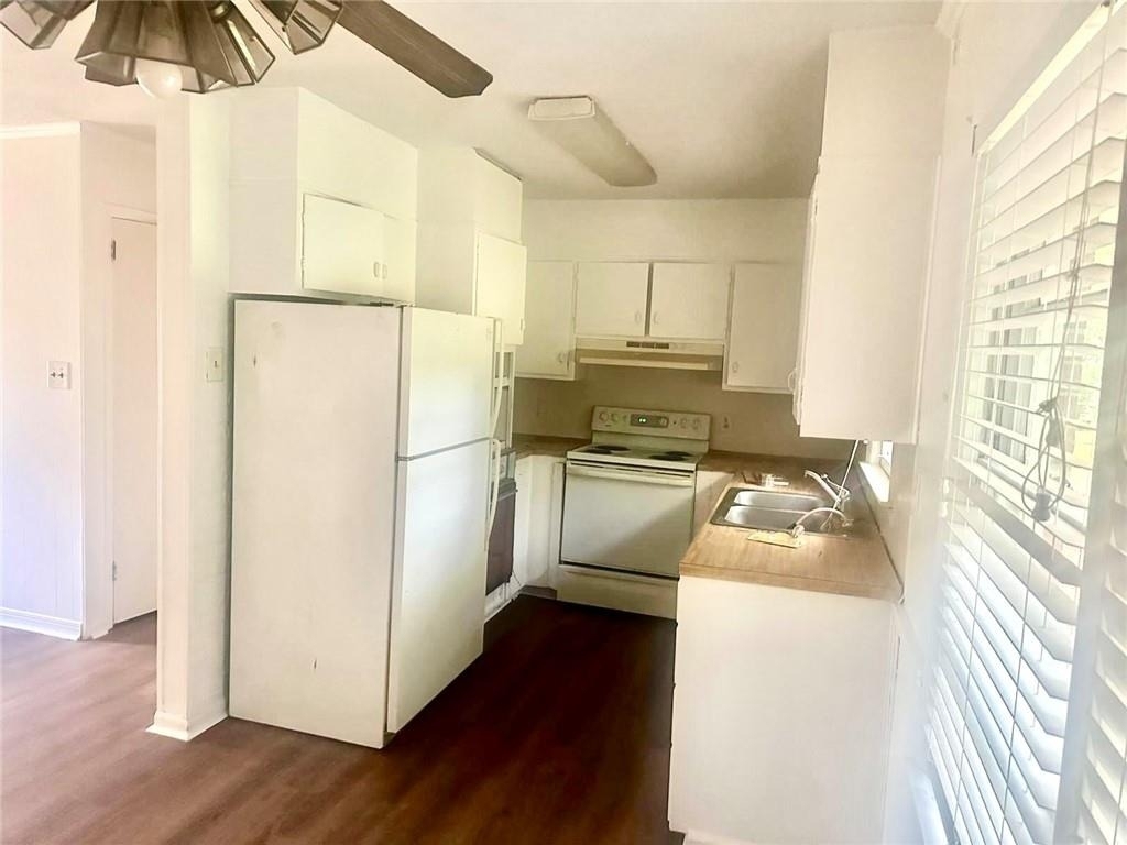 2959 Reynolds Drive - Photo 2