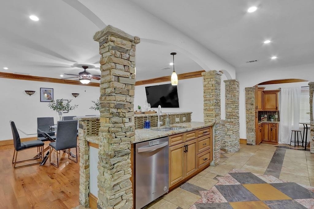 4081 Ashford Dunwoody Road Ne - Photo 10