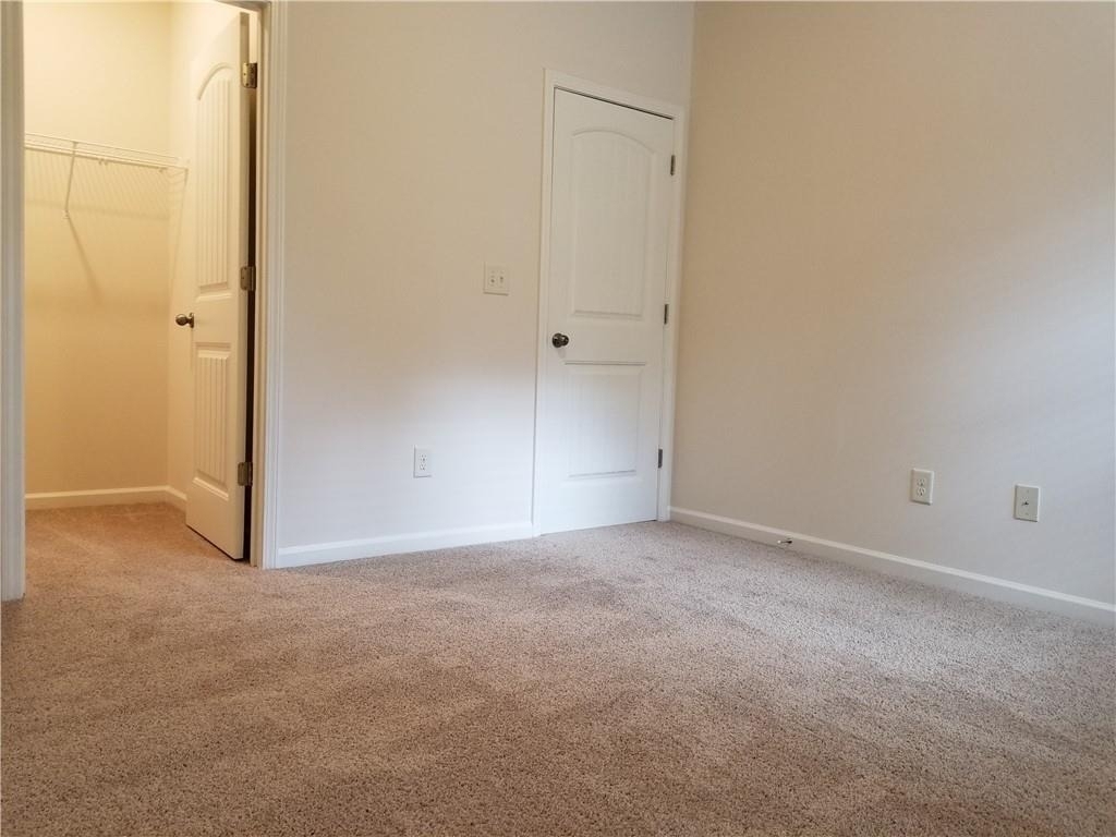 259 Green Bridge Court - Photo 17