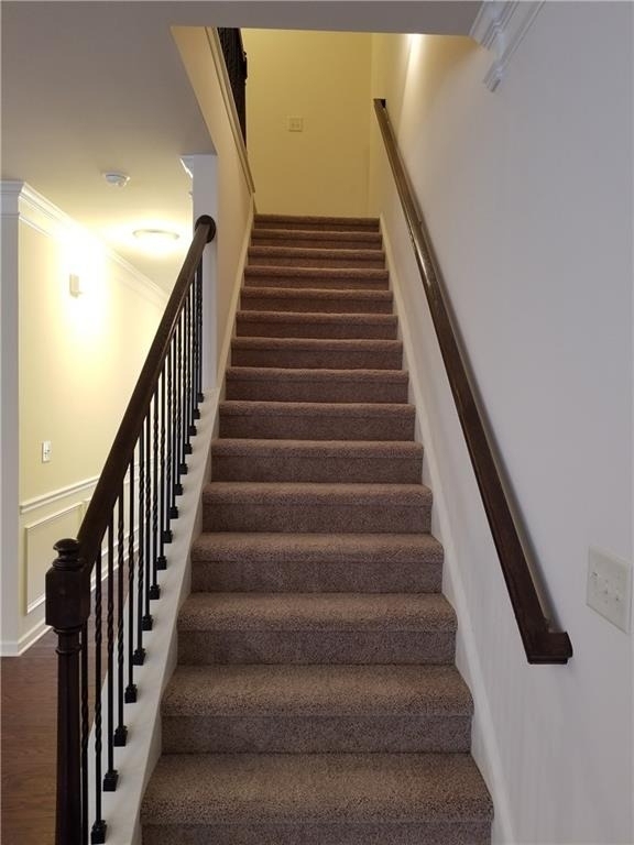 259 Green Bridge Court - Photo 9