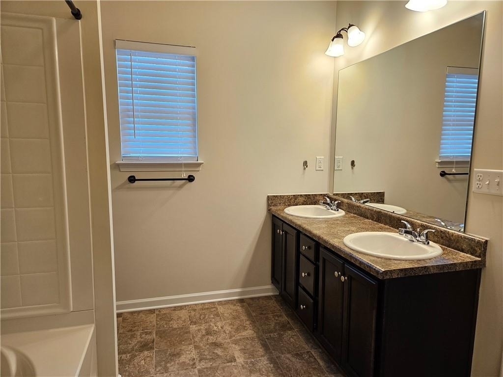 649 Oakside Place - Photo 9