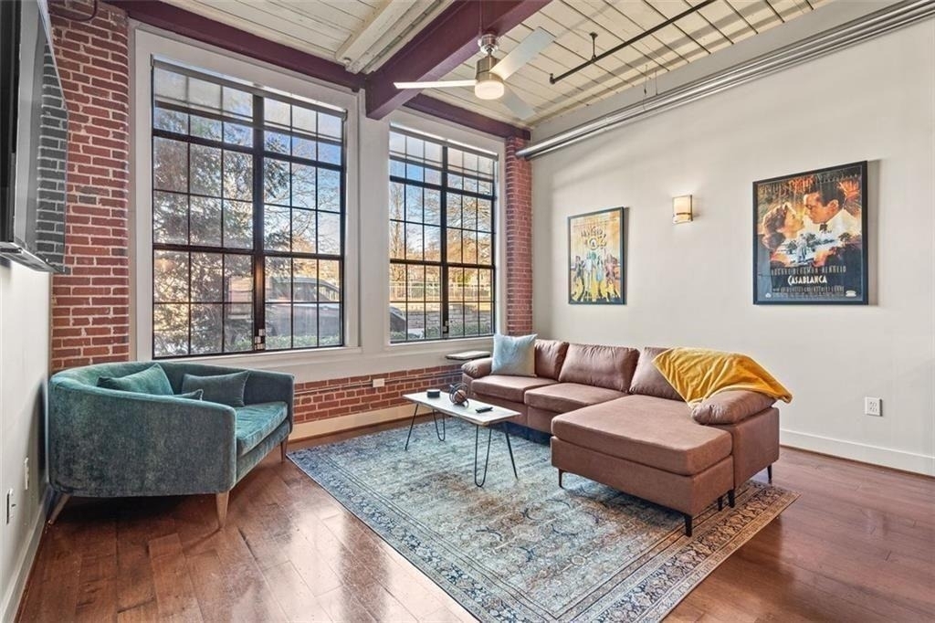1261 Caroline Street Ne - Photo 3