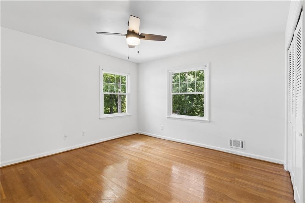 800 Glenairy Drive - Photo 16