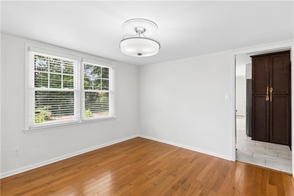 800 Glenairy Drive - Photo 9