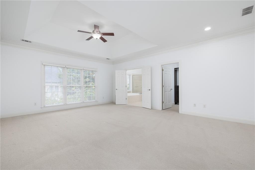 5468 Wentworth Street - Photo 4