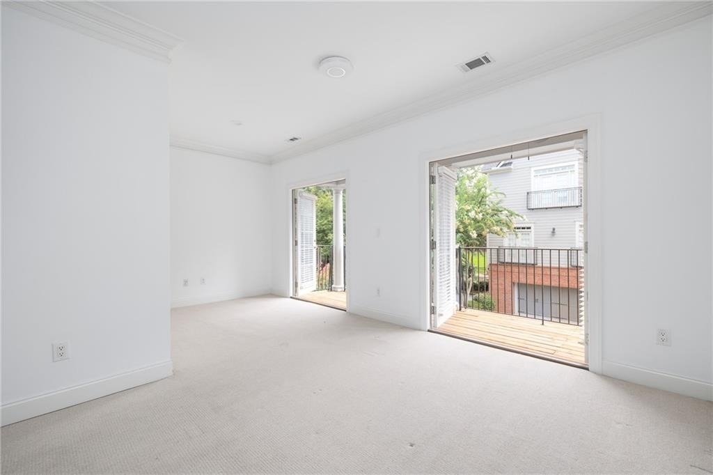 5468 Wentworth Street - Photo 6