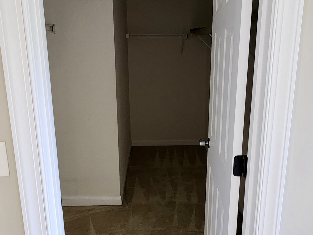1904 Cobblestone Drive - Photo 18