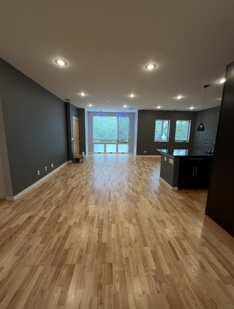 2240 W Madison Street - Photo 2