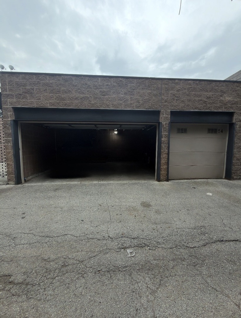 2240 W Madison Street - Photo 21
