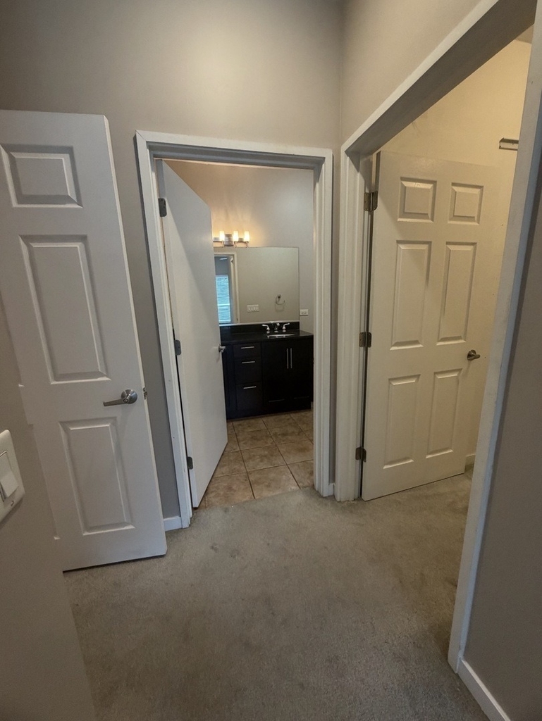 2240 W Madison Street - Photo 18