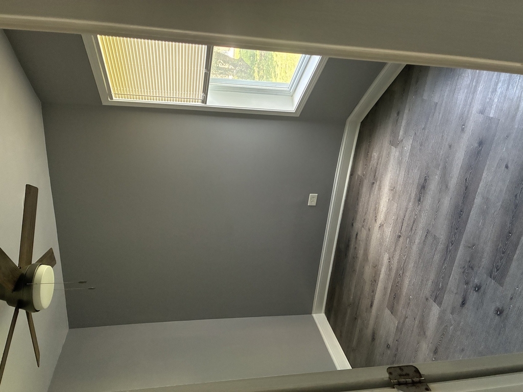 7547 S Union Avenue - Photo 1