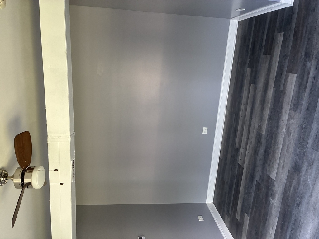 7547 S Union Avenue - Photo 2