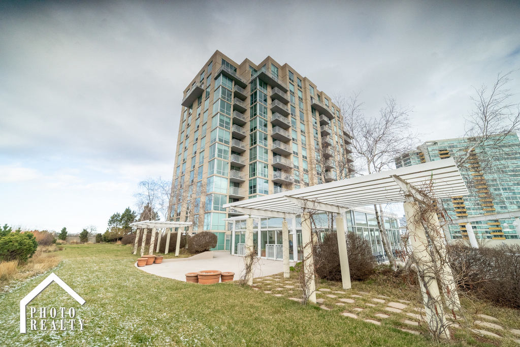 1640 Maple Avenue - Photo 1