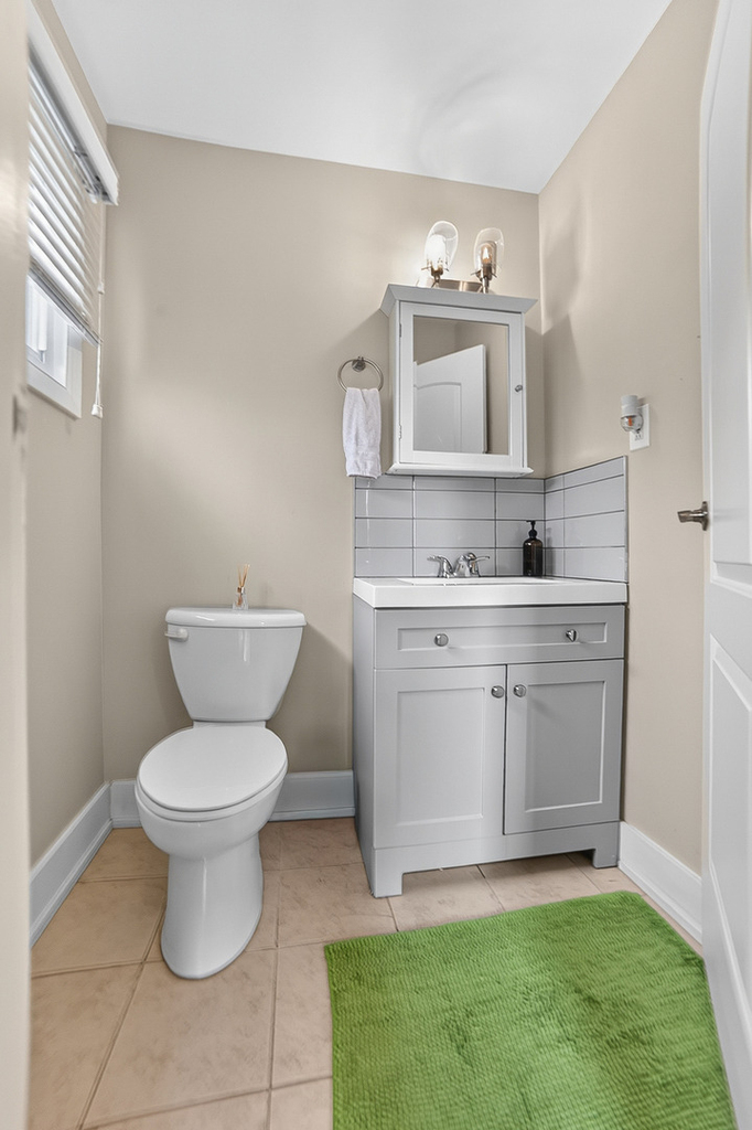 4615 Larch Avenue - Photo 10
