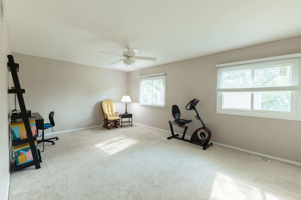 520 Highland Grove Drive - Photo 15