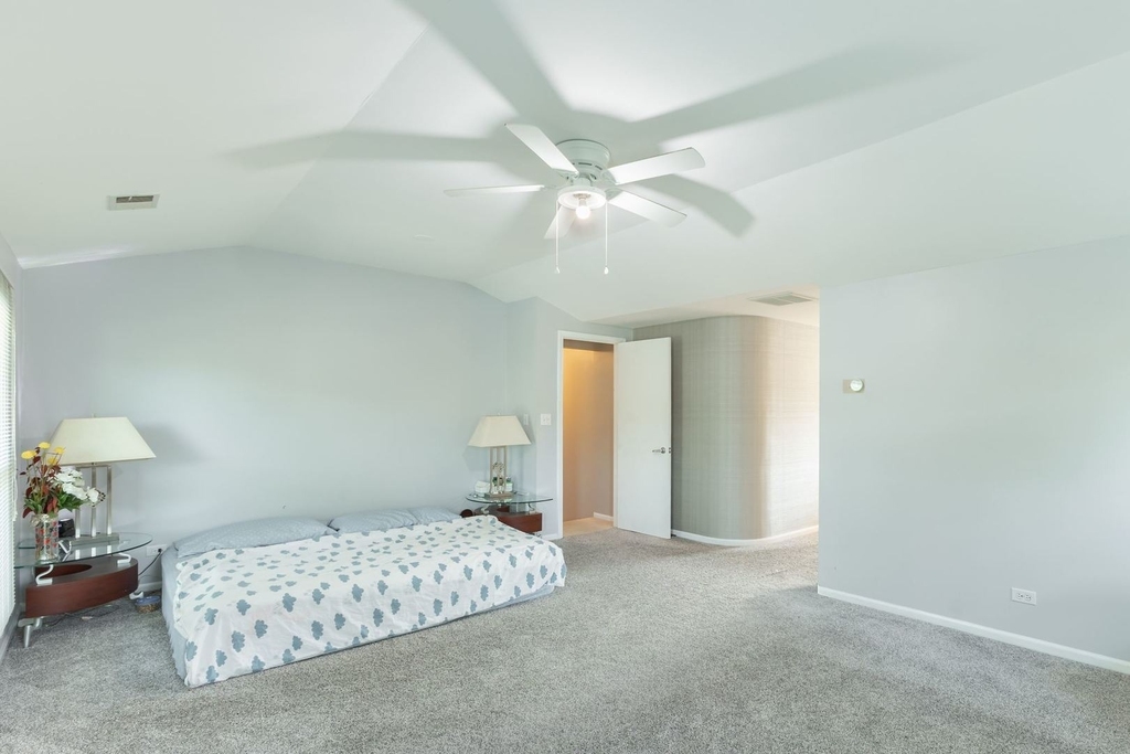 520 Highland Grove Drive - Photo 8