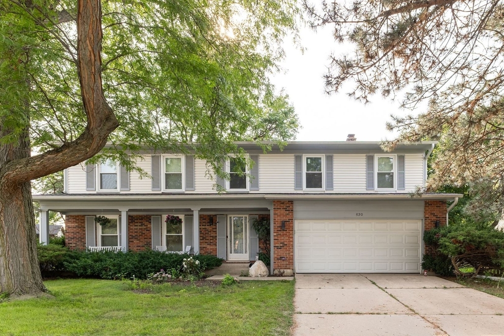 520 Highland Grove Drive - Photo 1
