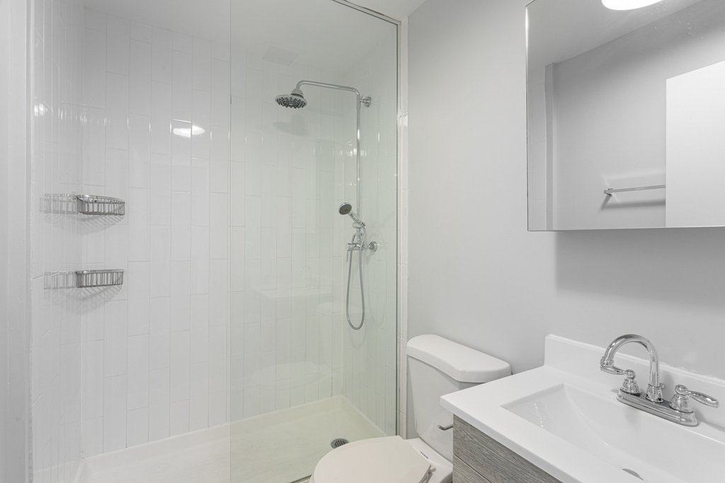 6134 N Kenmore Avenue - Photo 10