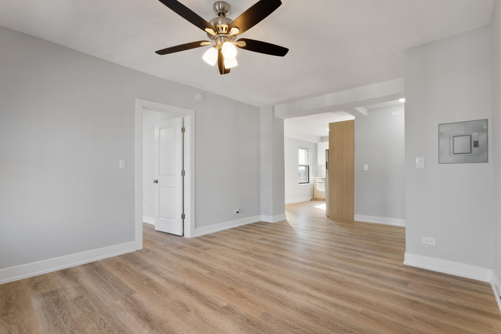 6026 N Winthrop Avenue - Photo 7