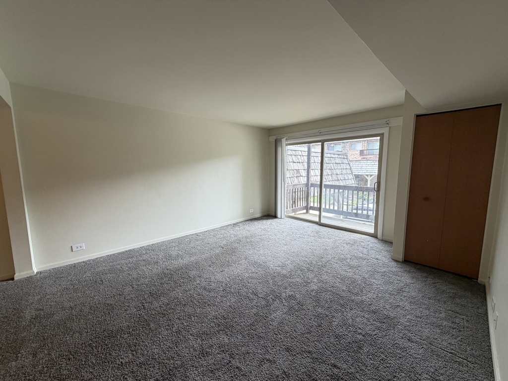 241 W Main Street - Photo 3