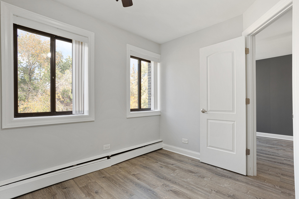 6029 N Winthrop Avenue - Photo 8