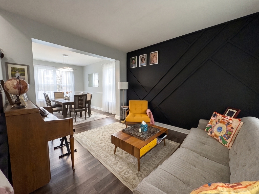 1615 Maureen Drive - Photo 3