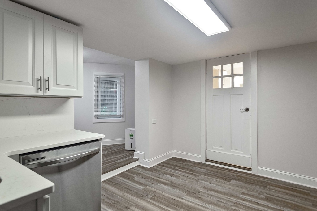 1155 Saint Johns Avenue - Photo 10
