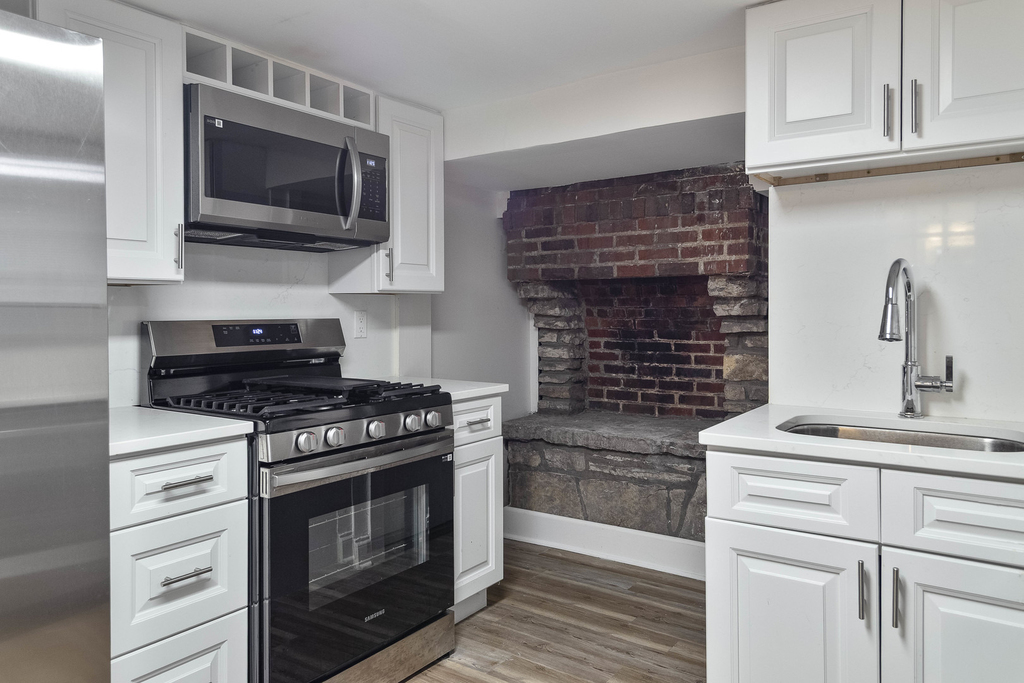 1155 Saint Johns Avenue - Photo 9