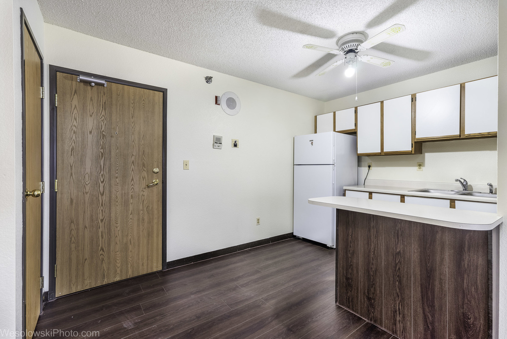 3305 Sunset Avenue - Photo 5