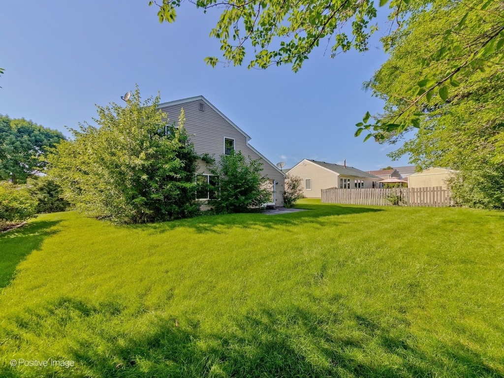 601 Willington Drive - Photo 14