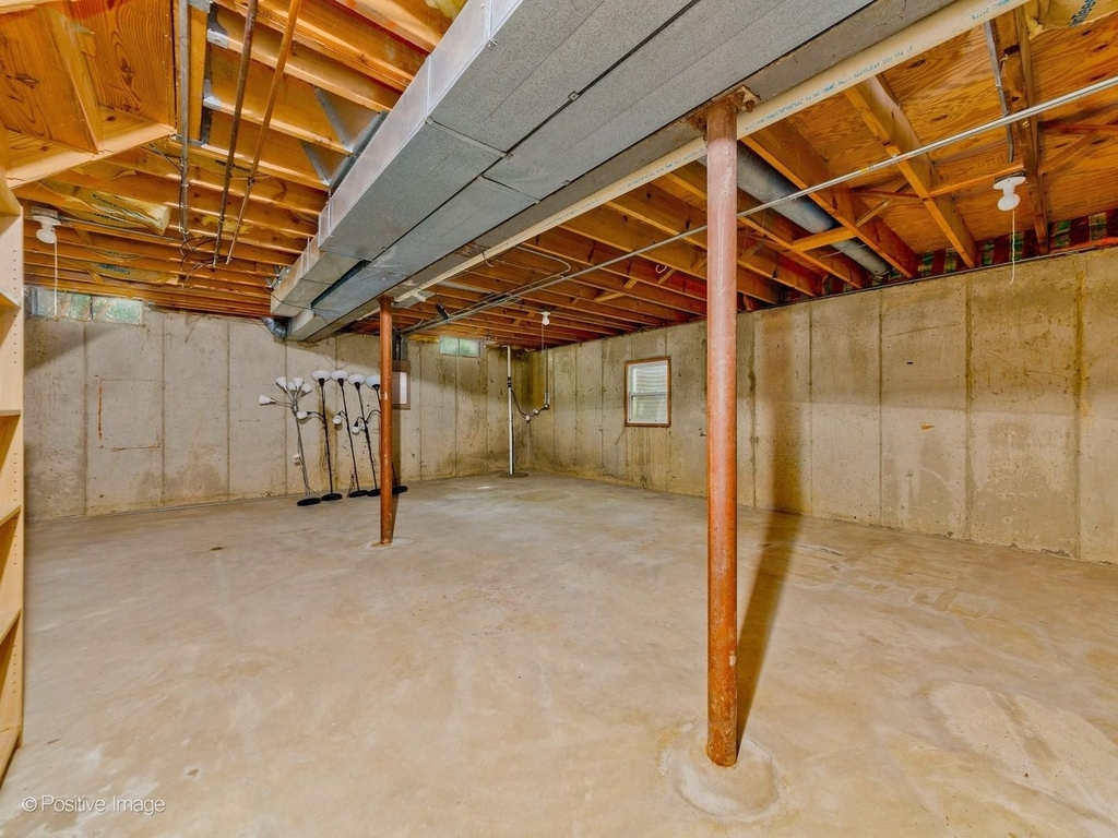 601 Willington Drive - Photo 12
