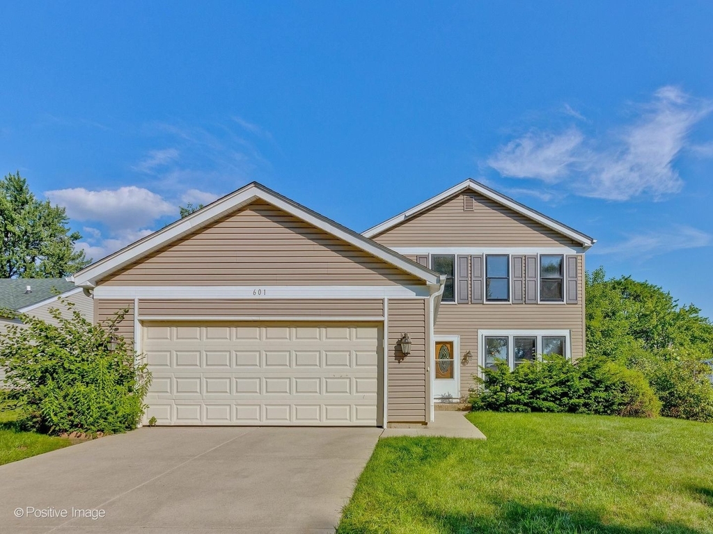 601 Willington Drive - Photo 0