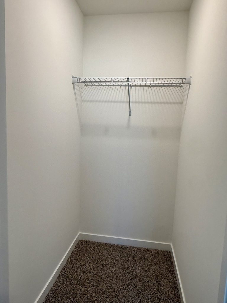 553 Yosemite Way - Photo 6