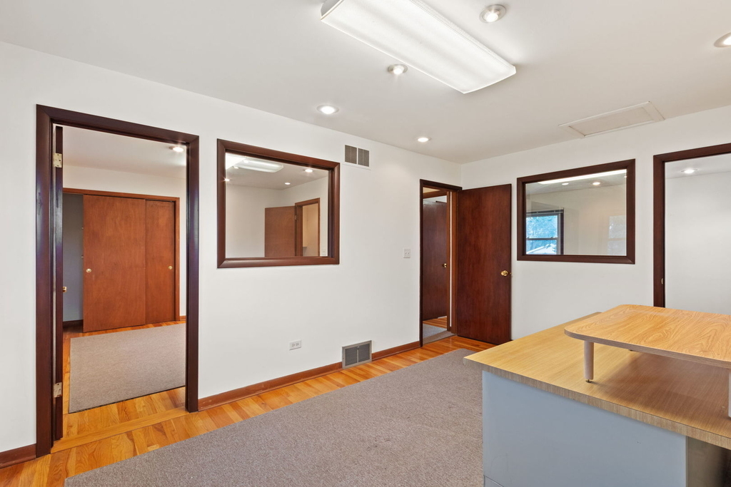 123 Ogden Avenue - Photo 13