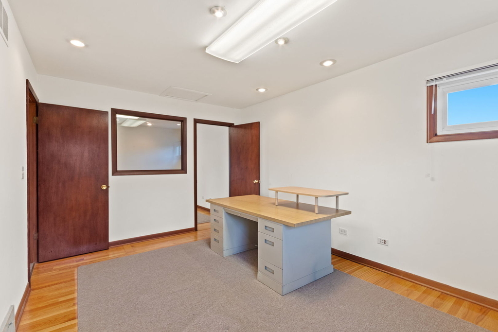 123 Ogden Avenue - Photo 10