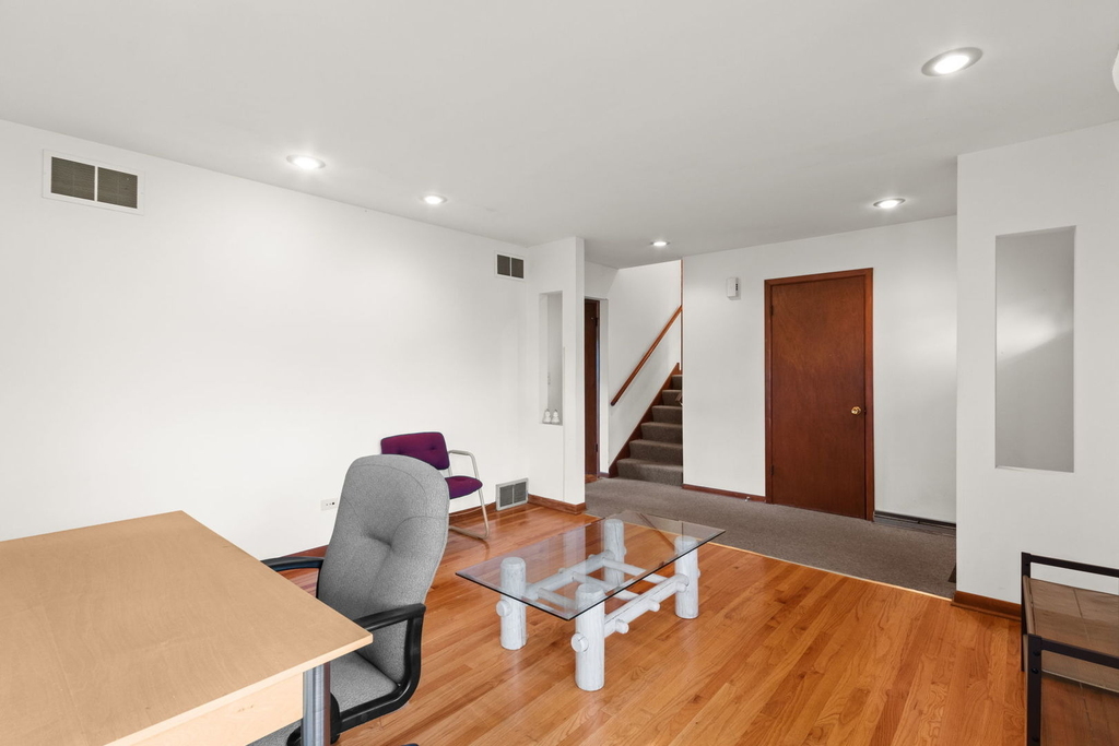 123 Ogden Avenue - Photo 17