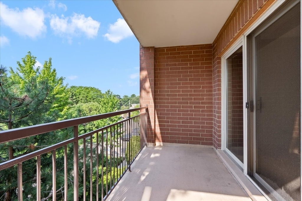 5155 Madison Street - Photo 17