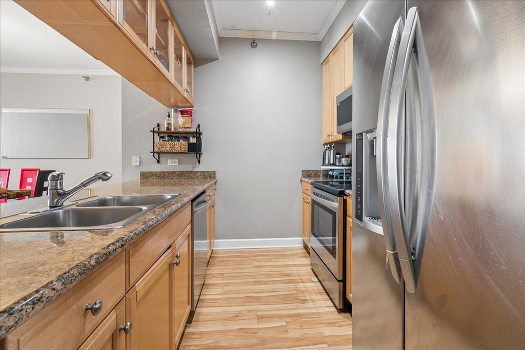 1335 S Prairie Avenue - Photo 4