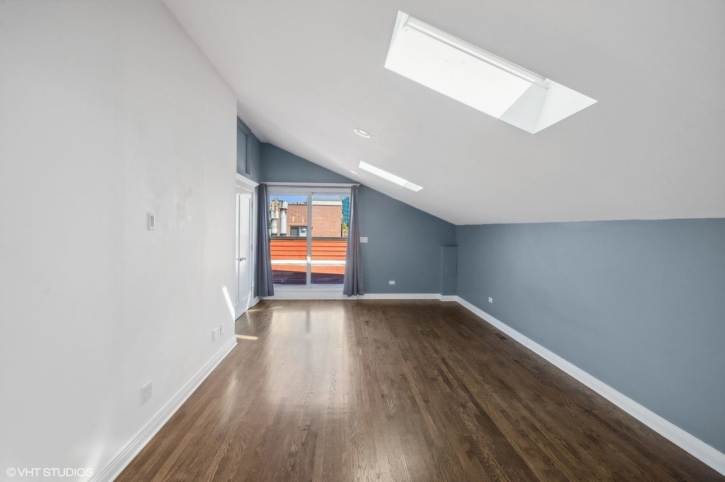 3755 N Wilton Avenue - Photo 13