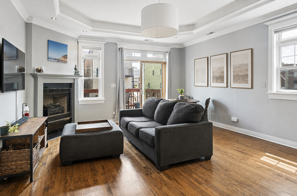 3755 N Wilton Avenue - Photo 1