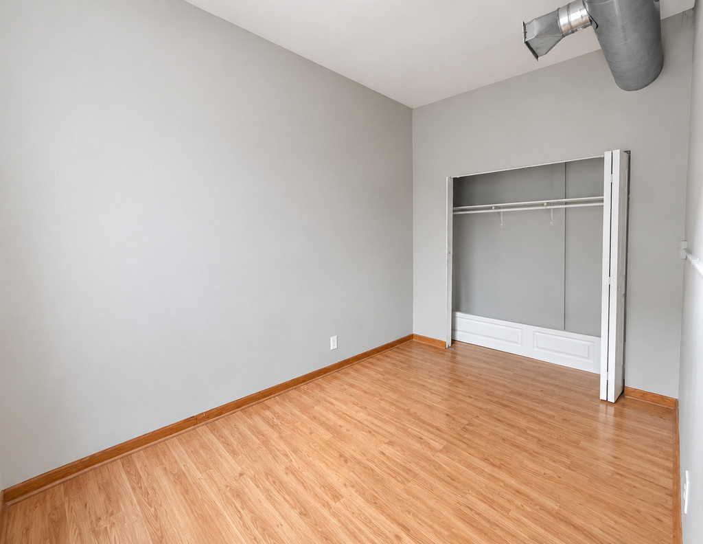 1854 S Ashland Avenue - Photo 6
