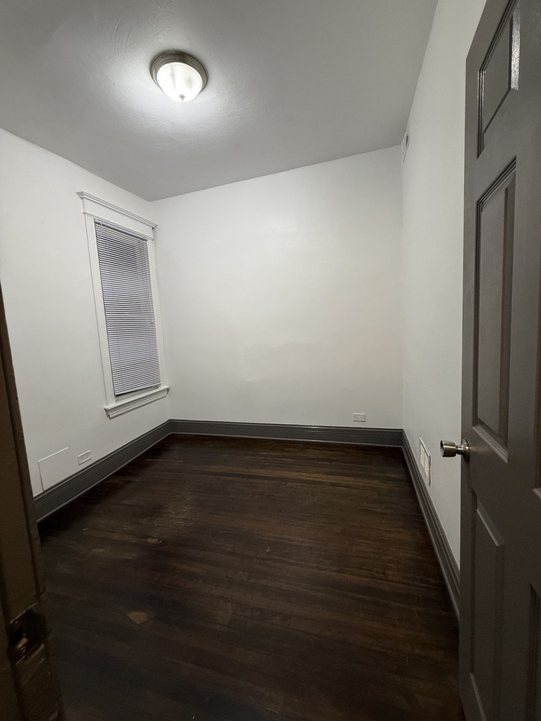 3044 W Jackson Boulevard - Photo 7