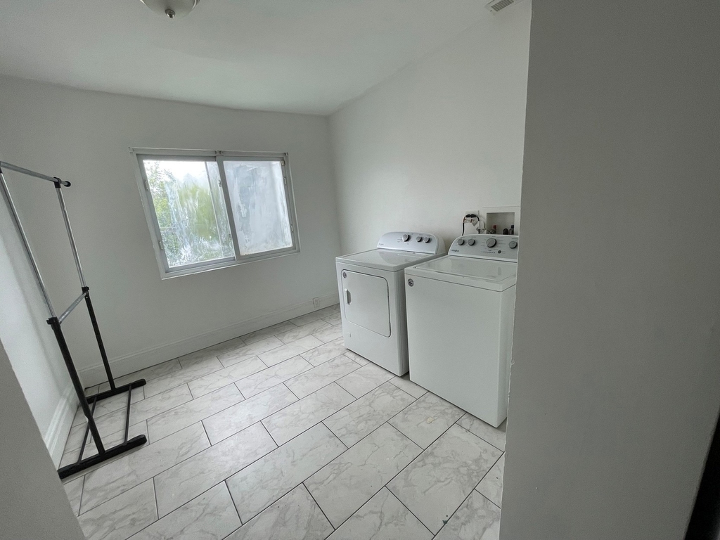 3044 W Jackson Boulevard - Photo 5