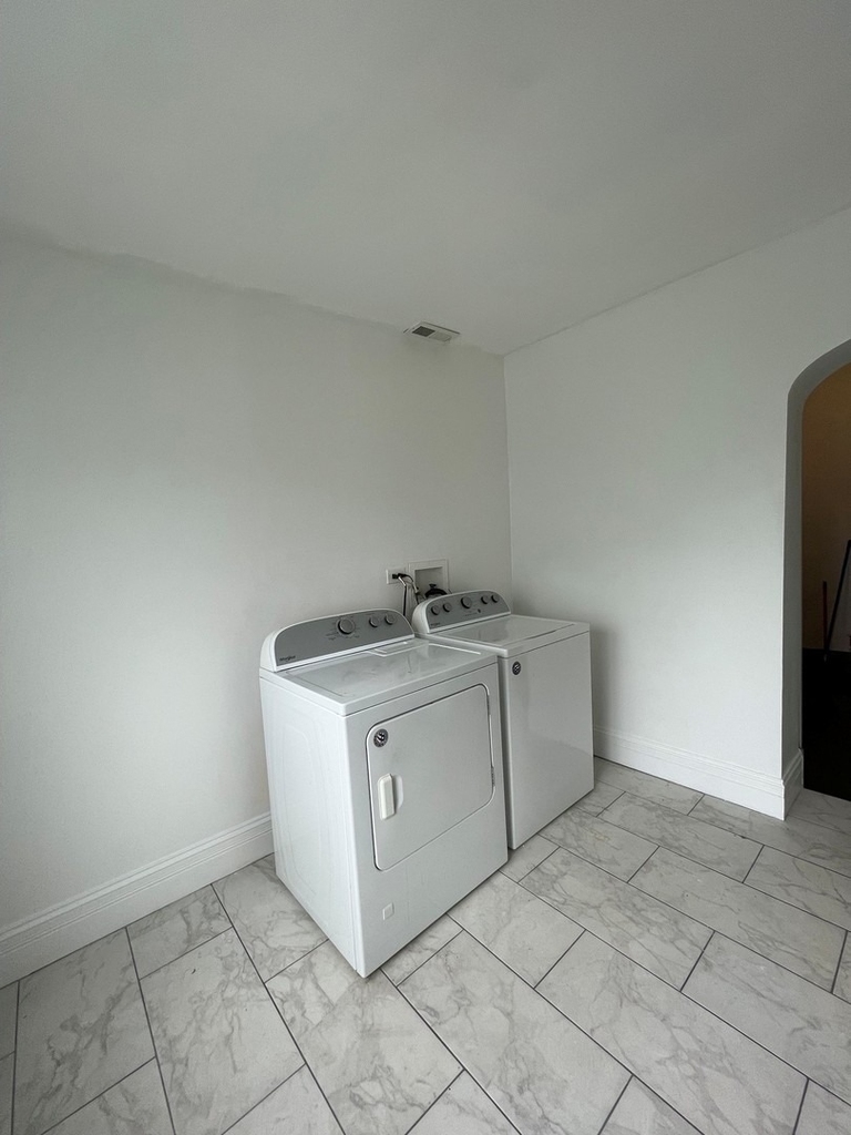 3044 W Jackson Boulevard - Photo 4