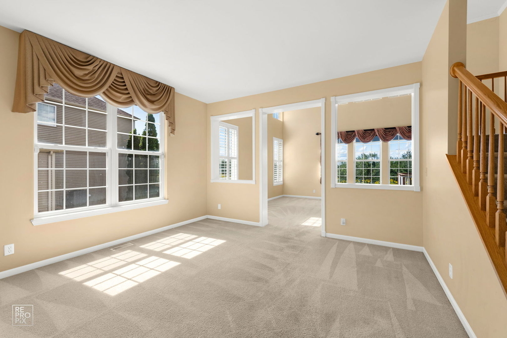 920 Mcdole Drive - Photo 2