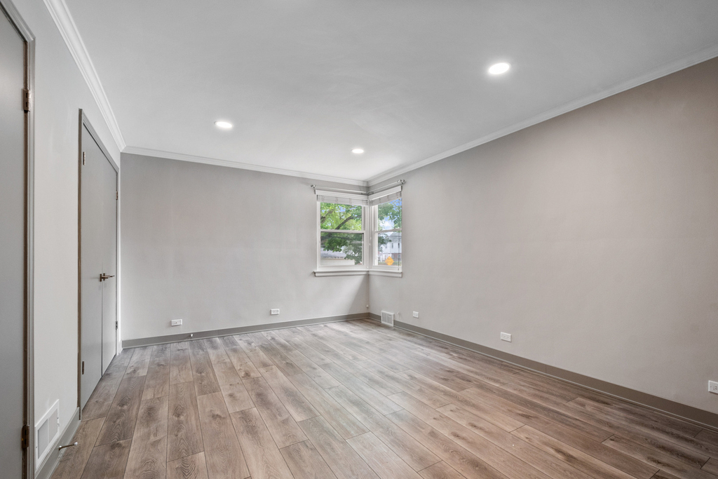 3001 W Chase Avenue - Photo 16