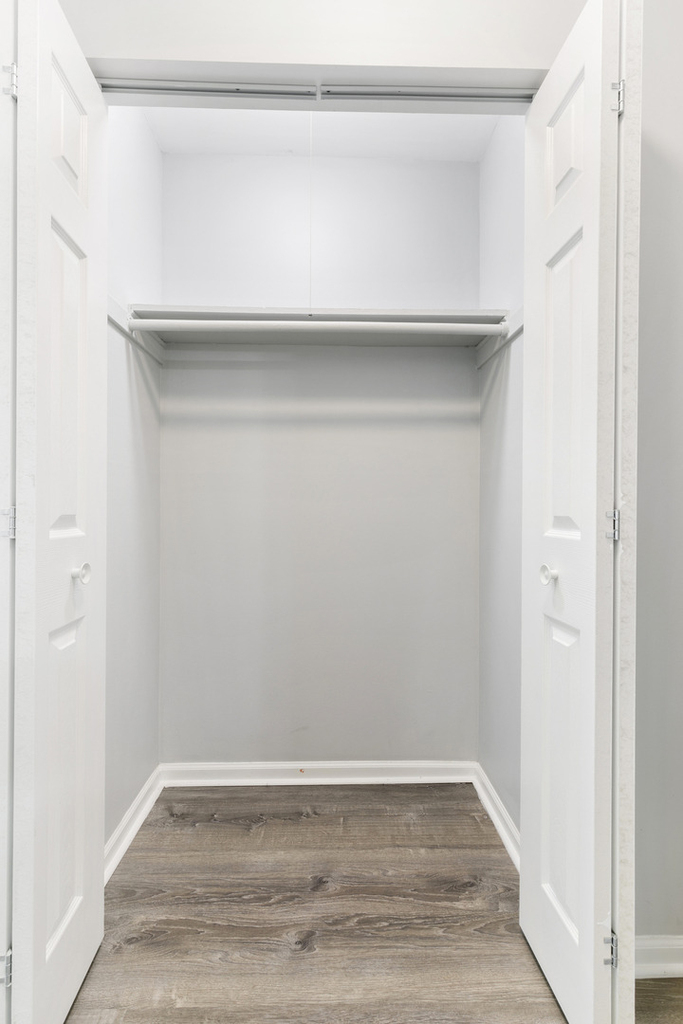6001 N Kenmore Avenue - Photo 5